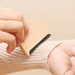 Cashmere Comb Sweater Shaver Wool Comb Wooden Pilling Fuzz Fabric Lint Remover