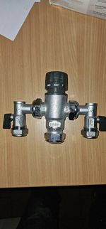 Thermostatic Hot Water Mixing Valve 22mm