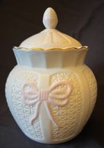 Donegal Parian China Pink Ribbon Biscuit Barrel Lid Collectors Society No 291 B