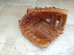 Louisville Slugger Baseball glove, Fielding Glove, Leather - YANKEES NYK2000