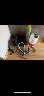 Complete Bar Set Up With Pump Heads Flash Cooler Gas Connection Cleaning Bottle