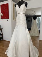Wedding Dress Size (& Veil) 8 Tara Keely 