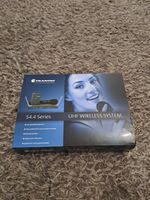 TOA Trantec S4.4 Series UHF Wireless System New In Box