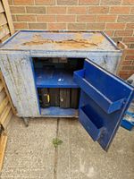 Sun Sun Service Equipment Blue Metal Tool Cabinet on Wheels