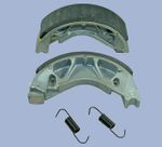 Rear brake shoes fits Yamaha YBR125 Custom (2008-2016) 130mm x 28mm, Y535 type