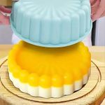 Silicone Cake Pan Round Heat Resistant Baking Mold DIY Kitchen Tool