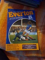 Everton v UCD 02/10/1984 ECWC - original programme (44)