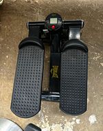 Everlast Mini Stepper Stair Step Machine, LCD Display Step Counter, Black