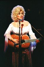 DOLLY PARTON in concert @ London Dominion 1983! 60 Unique onstage PHOTOS! not cd