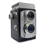 EasyBuy Weltaflex TLR With E. Ludwig Meritar 75mm f/1:3.5 Red V, Black