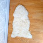 White Sheepskin Rug 70 x 100 cm Animal Skin Shape High Cut Pile Easy Clean