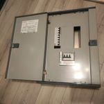MEM - 2  Three Phase Board 6 Way Board 100A Main Isolator Switch + Breakers