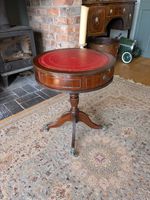 Antique Style Mahogany Drum Table – Round Side / Lamp Table with Drawers