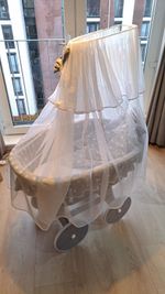 Baby Bassinet Moses Basket – Grey Star Pattern – Barely Used, Includes Canopy