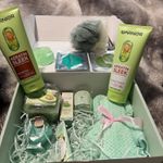 DELUXE GARNIER / Sadoer 11 Piece PAMPER GIFT Set New  KC