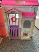 1996 Barbie Folding Pretty Dollhouse #16961