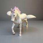Mojo Pegasus Horse White With Purple Glitter Wings And Mane 2014 Toy Figurine