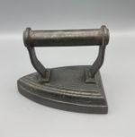 Antique Cast Iron Sad Iron Flat Heavy Vintage Laundry Tool Doorstop 2.3kg