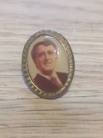 Interesting PM Brian Mulroney conservative Lapel Pin - Broach Style #F13