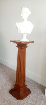 ANTIQUE WALNUT   DISPLAY  STAND COLUMN  PEDESTAL  HAT PROP STATUE   61.5 CM HIGH