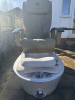 Adjustable Pedicure Manicure Footrest Stool Chair with Wheels