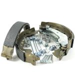 REAR BRAKE SHOES & SHOE FITTING KIT SPRINGS FITS: CITROEN C1 2005- SFK0032A
