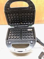 Silver Crest Waffle Maker - Green - New Boxed - Box Is Damaged