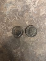 ( 1 ) 1968 & ( 1 ) 1975 DIMES BOTH HAVE NO ( S ) MINT MARKS. VERY RARE