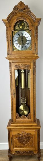 Grandfather Clock Vintage French Louis Oak Carved  Decorative Clock LOT 4882