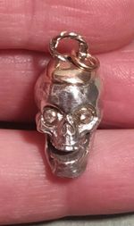 ANTIQUE SOLID 9ct GOLD AND SILVER DIAMOND SET MEMENTO MORI SKULL PENDANT