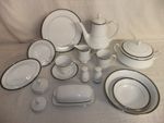 Boots Hanover Green - fine china modern tableware excellent condition - 1B6C #
