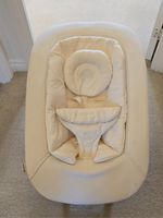Cybex LEMO Bouncer used, comes with stand and adapters for Lemo highchair