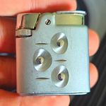 Working Vintage Ronson Varaflame Milady Butane Pocket Lighter Chrome Swirl