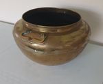 Art Nouveau large brass two handled planter or cauldron. Circa 1900