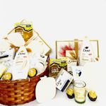 BEAUTIFUL LADIES BIRTHDAY PAMPER DAY GIFT SET FILLED GIFT HAMPER FOR HER BESTIE