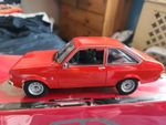 Minichamps Escort Mk2 Absolutely Mint  1/18