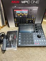 Akai MPC One Digital Tabletop Sampler & Sequencer 16 Pad Triggers Black