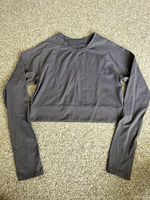 Sportswear bundle - 2x longe sleeved tops, 2x Sports Leggings