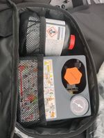 Continental New PUNCTURE SEALANT & PUMP COMPRESSOR JAGUAR & LROVER Dated '2029