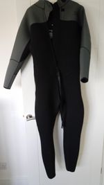 Wetsuit Mens 5mm Medium Full Length Black Neoprene Full Suit