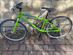 Child’s Python Elite Lightweight Kids Bike in good condition 