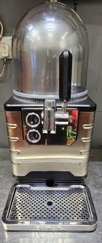 Heineken Beerwulf Blade Beer Machine