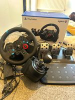 Logitech G29 Driving Force Racing Wheel, Pedals, Shifter & Box for PlayStation