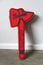 OFFICIAL BRAVES ATLANTA USA BASEBALL FOAM STADIUM HAMMER TOMAHAWK CHOP EXCELLENT