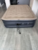 Idoo Luxury double Air bed Inflatable Air Mattress with Built-in Pump brown