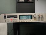 Akai S3000XL Stereo Digital Rack Sampler 2U Floppy Effects MIDI SCSI