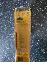 Pilz PNOZ s7 24VDC 4no 1nc. Ident No 750107. Brand New And Sealed.