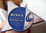 SONY shops stores walkman handcam vintage 1980s CUSTOMER CARE STAFF PIN BADGE