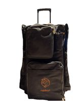Complete Scubapro Scuba Kit – MK25 Regs, BCD M, Wetsuit M/50 & Akona Wheeled Bag