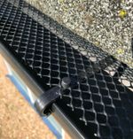 6m Rolls Gutter Net Protection Mesh Guard with 15 Fixing Clips Leaf Mesh Roll